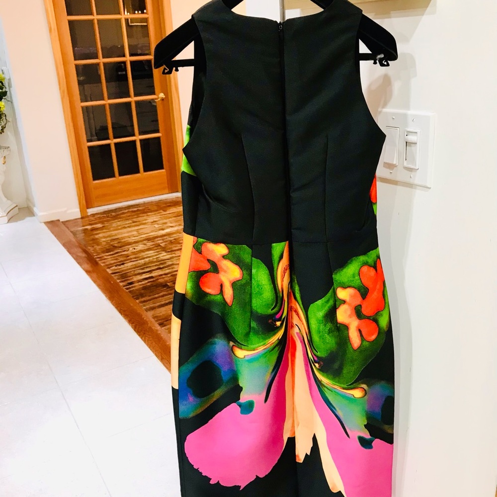 Dress - Picture 3 of 10